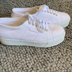 Ladies’ Superga platform sneakers, Womens size 10.5 (Euro size 41 1/2)